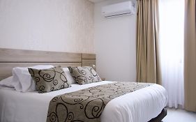 Hotel Arawak Plaza